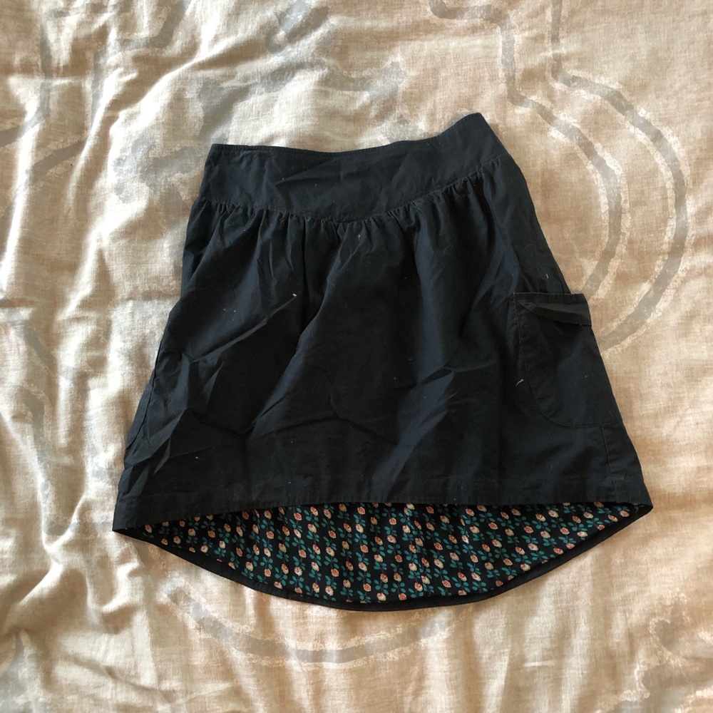 Black skirt